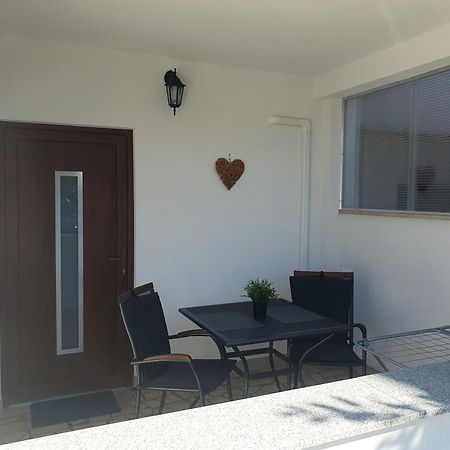 Apartments Dejana Štinjan Екстериор снимка