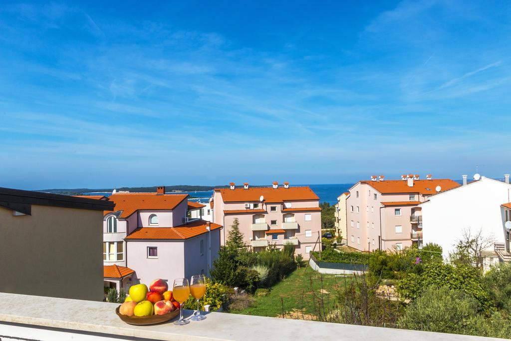 Apartments Dejana Štinjan Екстериор снимка